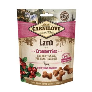 CARNILOVE LAMB CRANBERRIES CRUNCHY SNACK - ЛАКОМСТВО ЗА КУЧЕ С АГНЕ И БОРОВИНКИ ЗА СИЛЕН ИМУНИТЕД